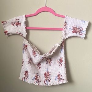 Flower White Scrunched Top
